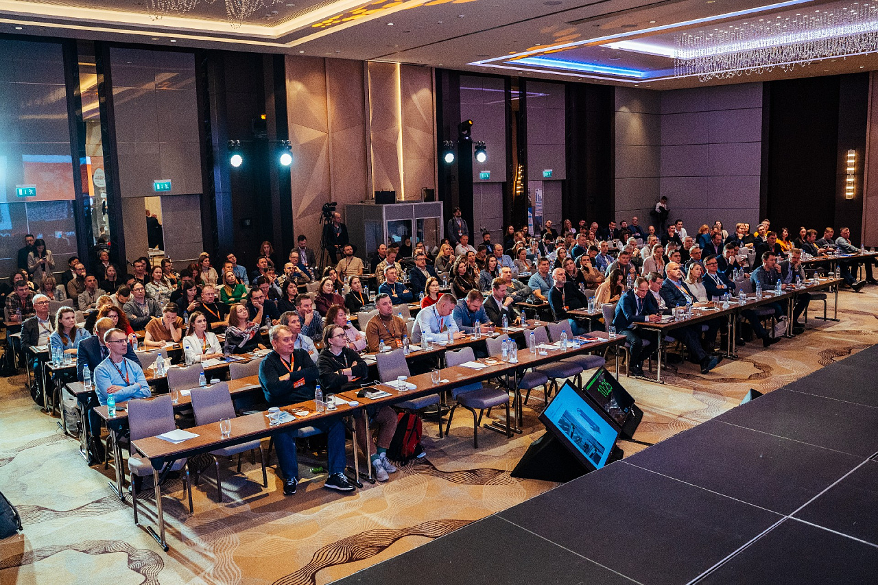 Zak World of Façades