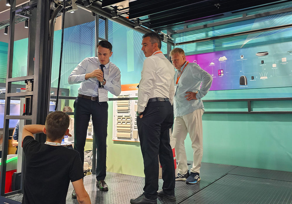 «АЛЮТЕХ» представил фирменную экспозицию на выставке KazBuild в Алматы