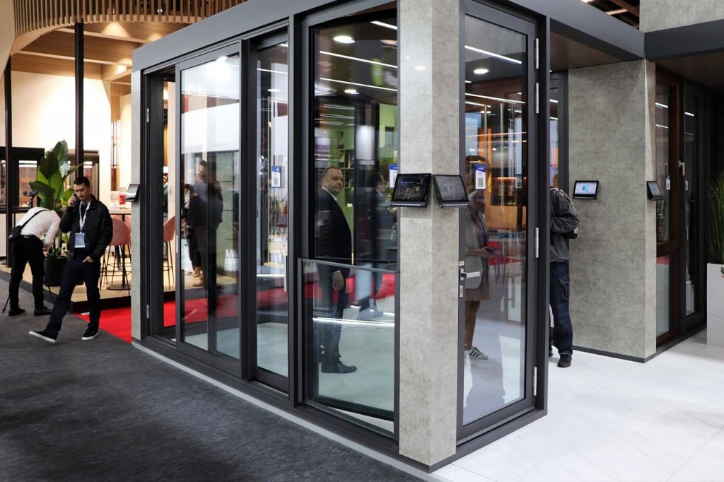 Группа компаний «АЛЮТЕХ» на Международной строительной выставке BATIMAT в Париже